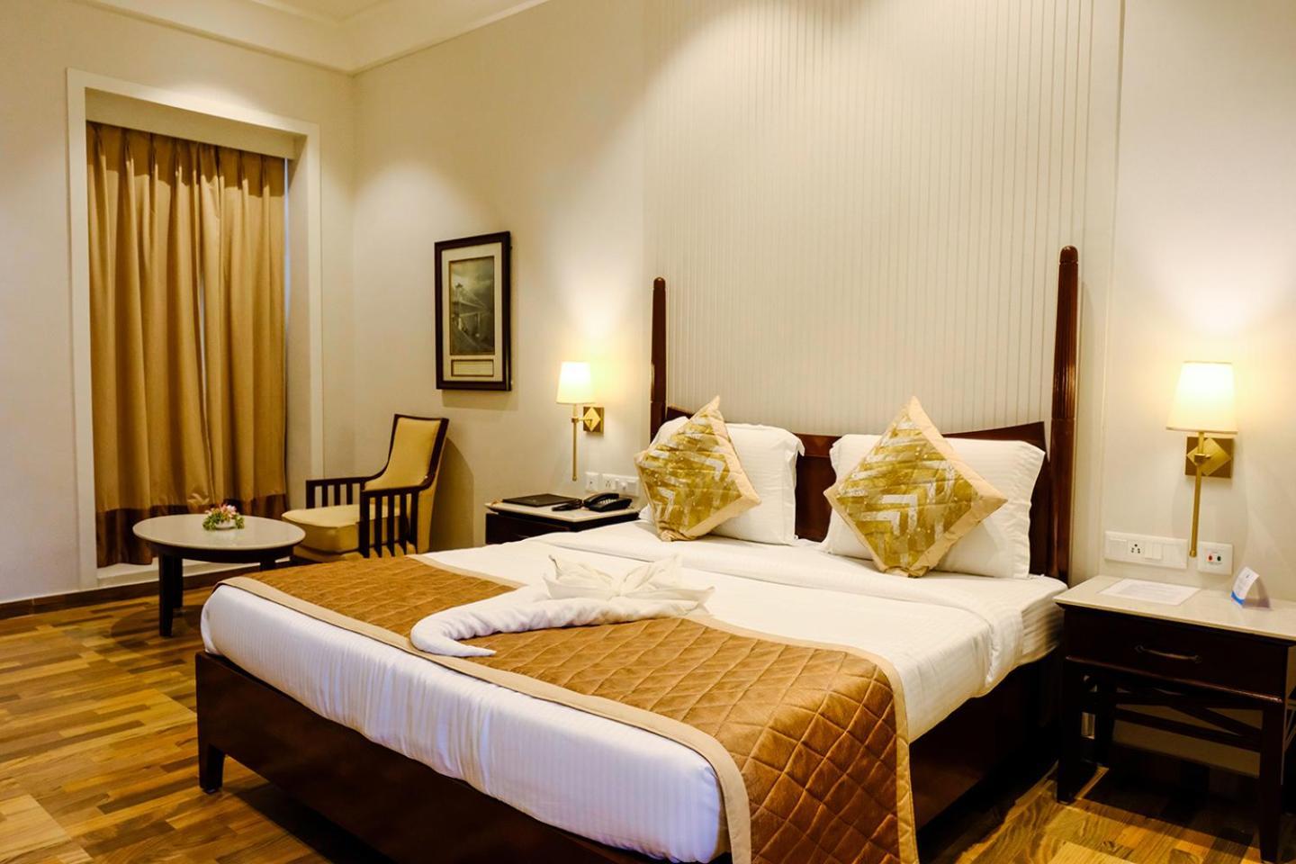 Chanakya Bnr Hotel Puri Eksteriør billede